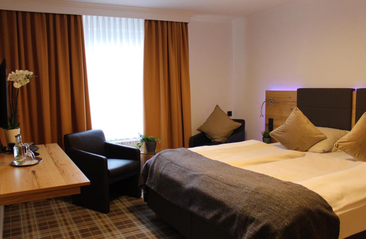 Hotel Hollaender Hof Meschede Extérieur photo